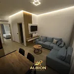 Albion 4* Lezhë