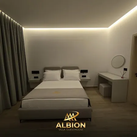 招待所 Albion