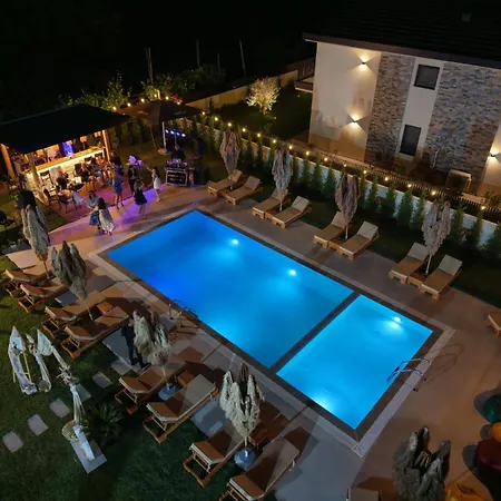 Albion Guest house 4*