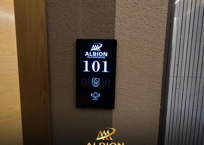 Albion Pensión 4*