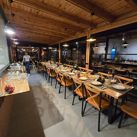 Albion 4* Lezhë